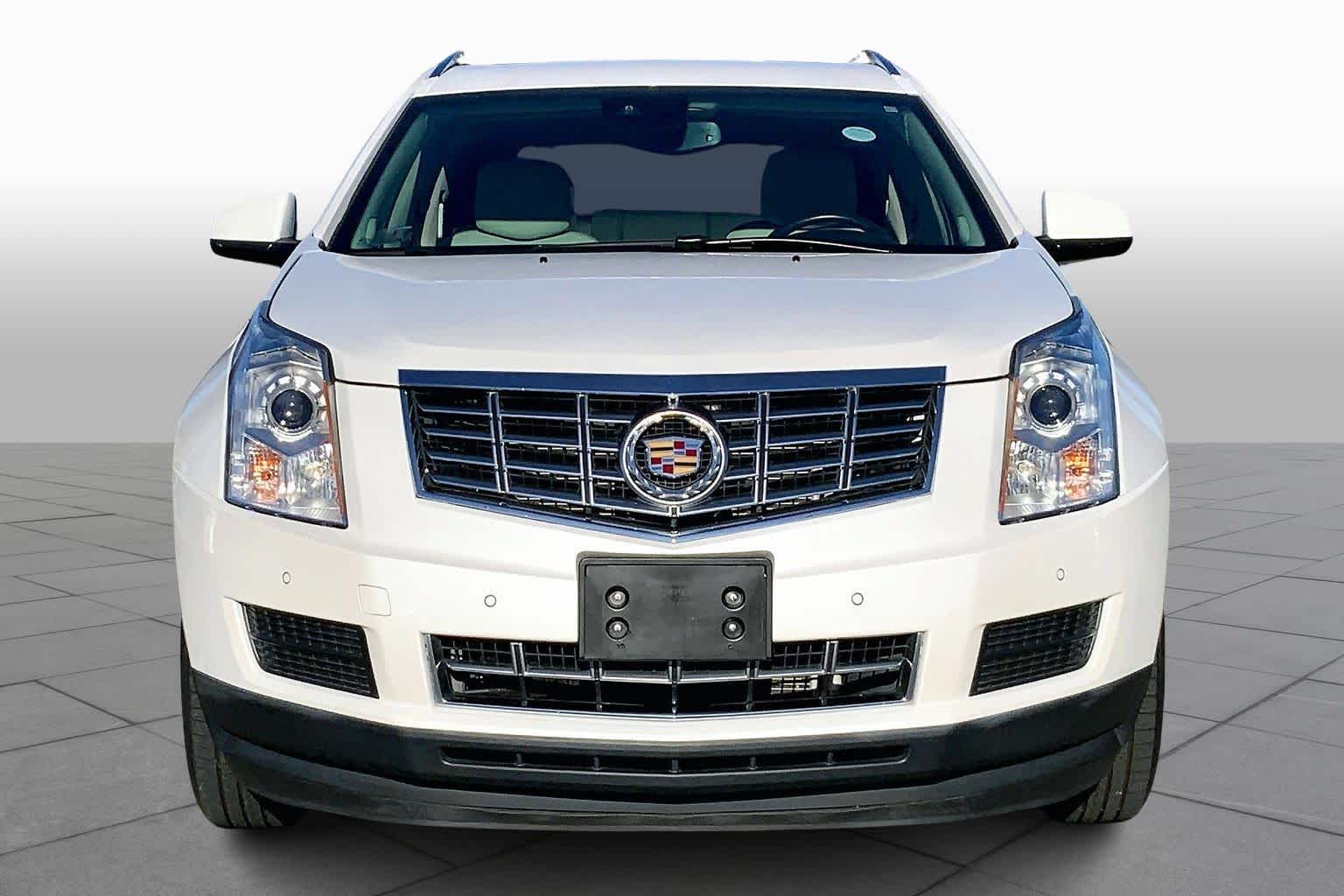 2015 Cadillac SRX Luxury photo 3