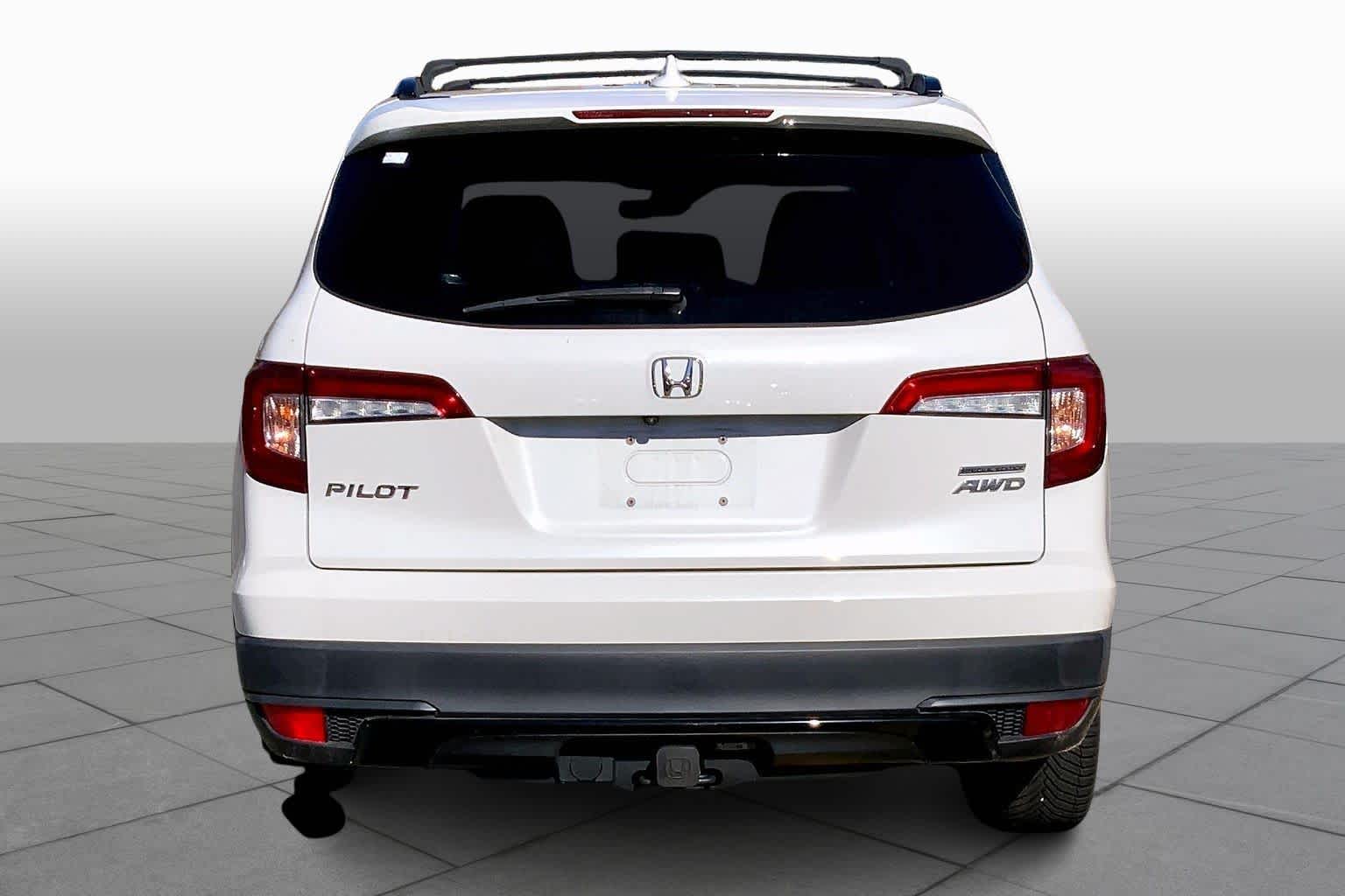 2021 Honda Pilot Special Edition photo 4