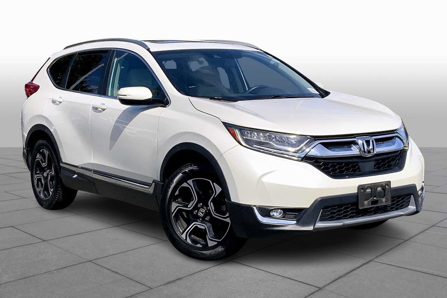 2017 Honda CR-V Touring photo 2
