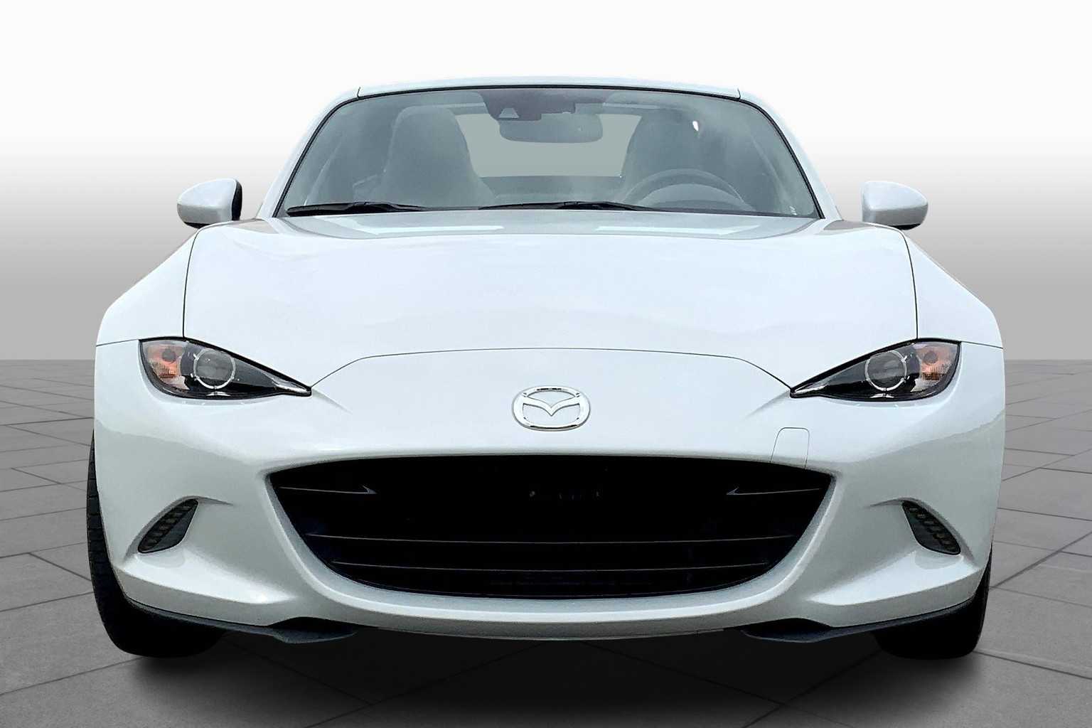 2018 Mazda MX-5 Miata RF Miata Grand Touring photo 3
