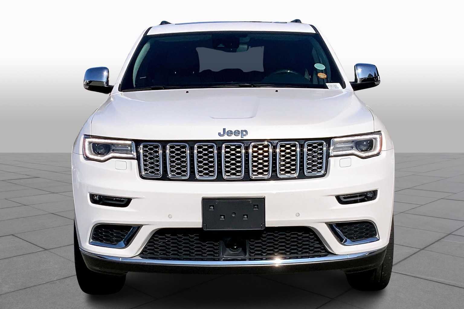 2019 Jeep Grand Cherokee Summit photo 3