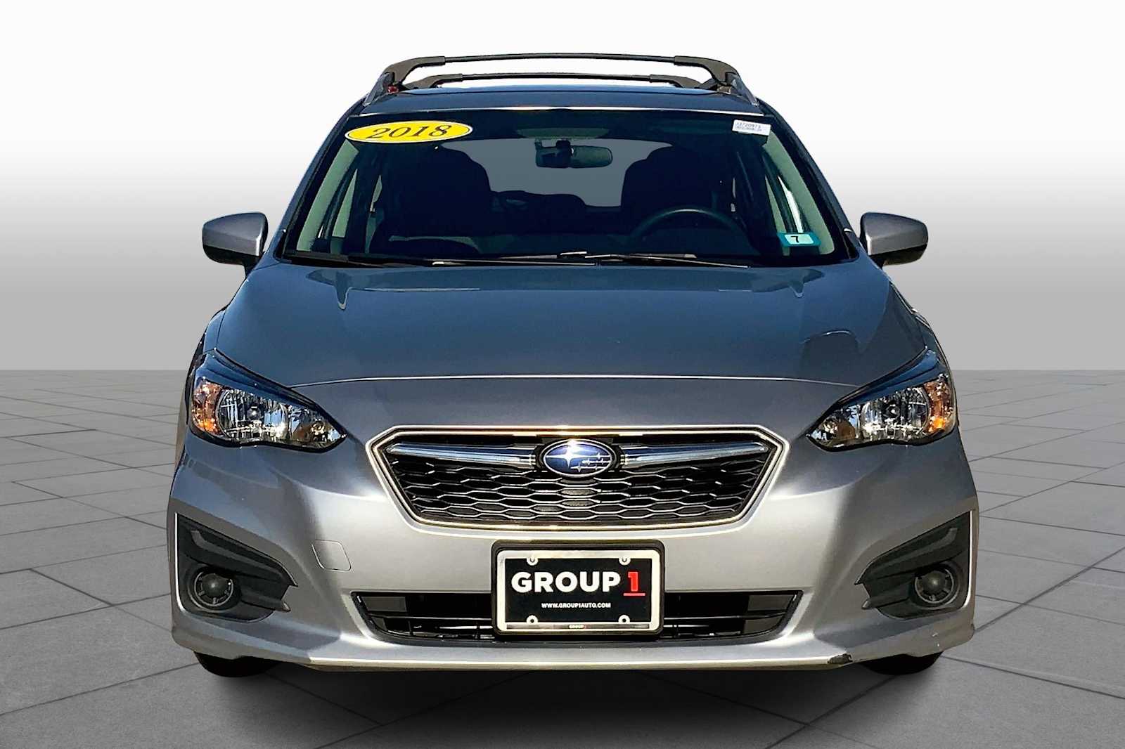 2018 Subaru Impreza Premium 2.0i photo 3