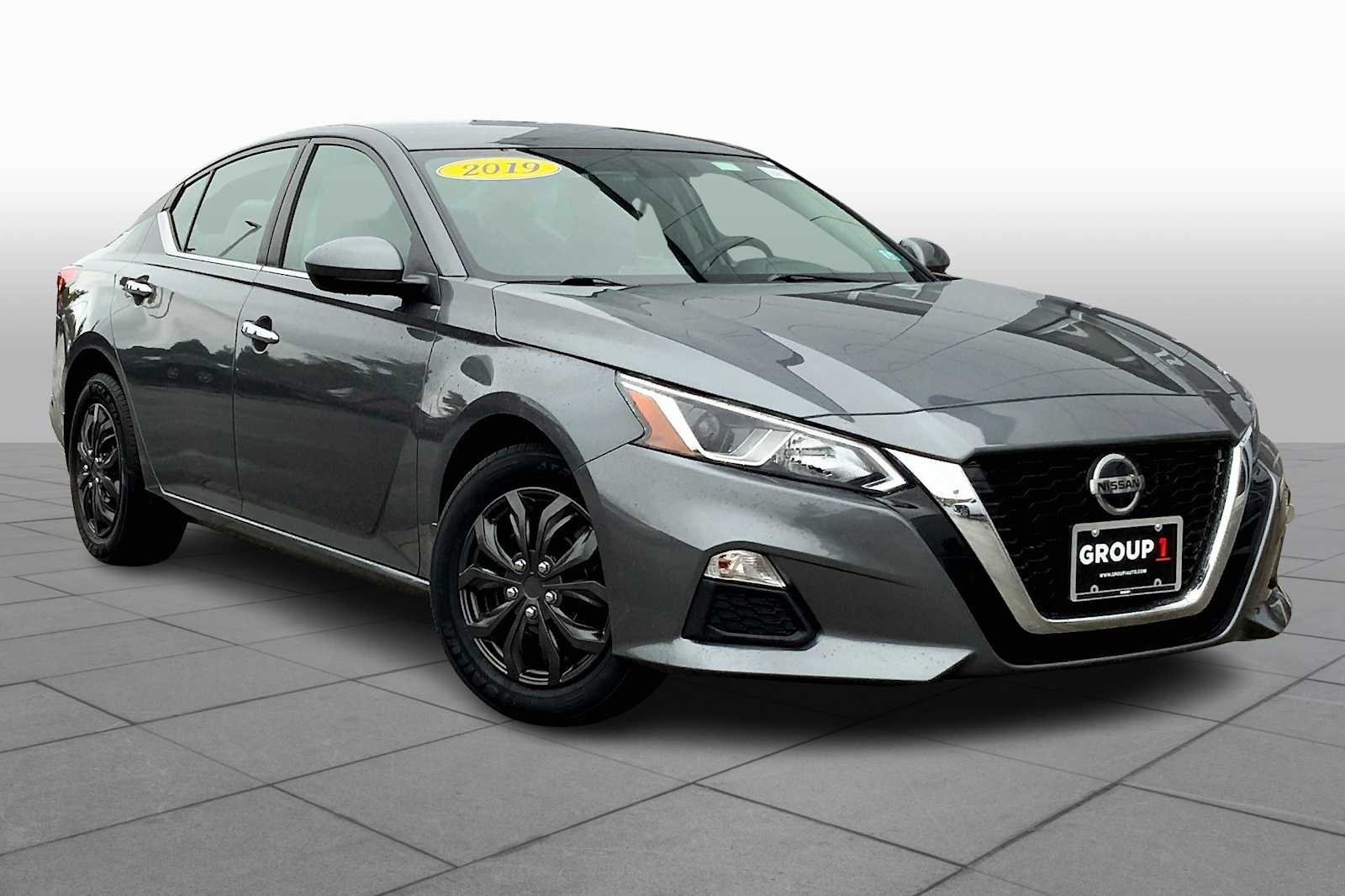 2019 Nissan Altima 2.5 S photo 2