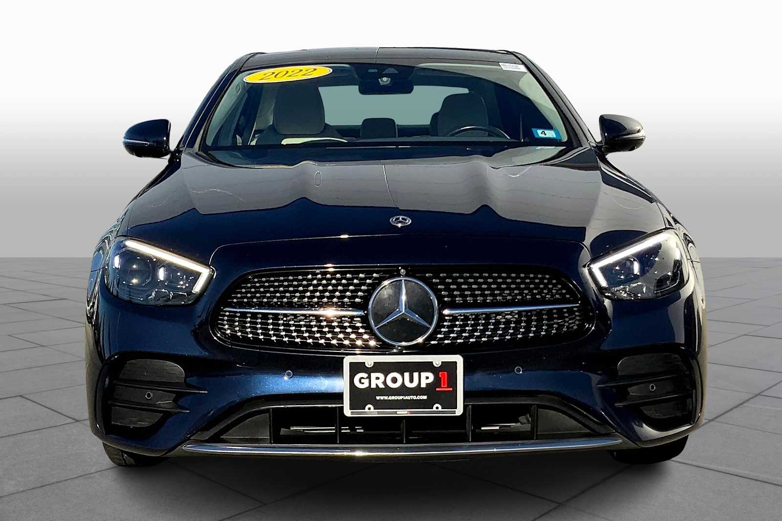 2022 Mercedes Benz E 350 4MATIC Sedan photo 3