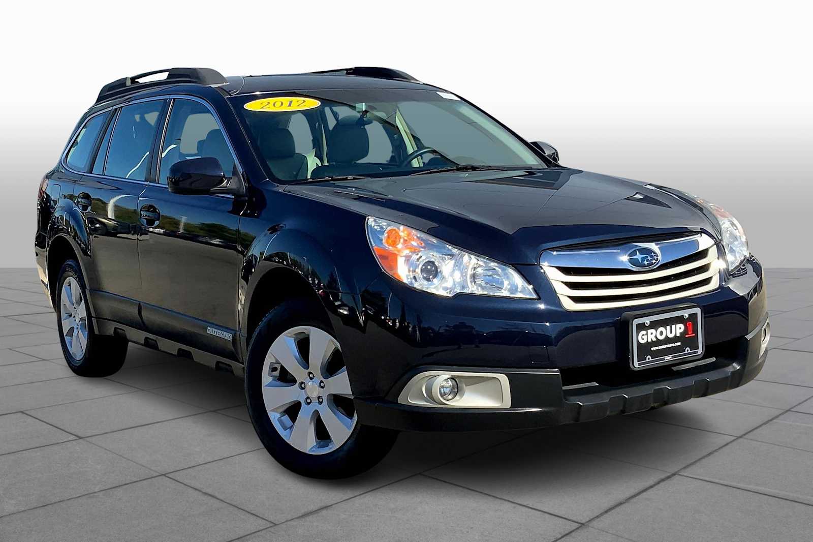 2012 Subaru Outback 2.5i photo 2