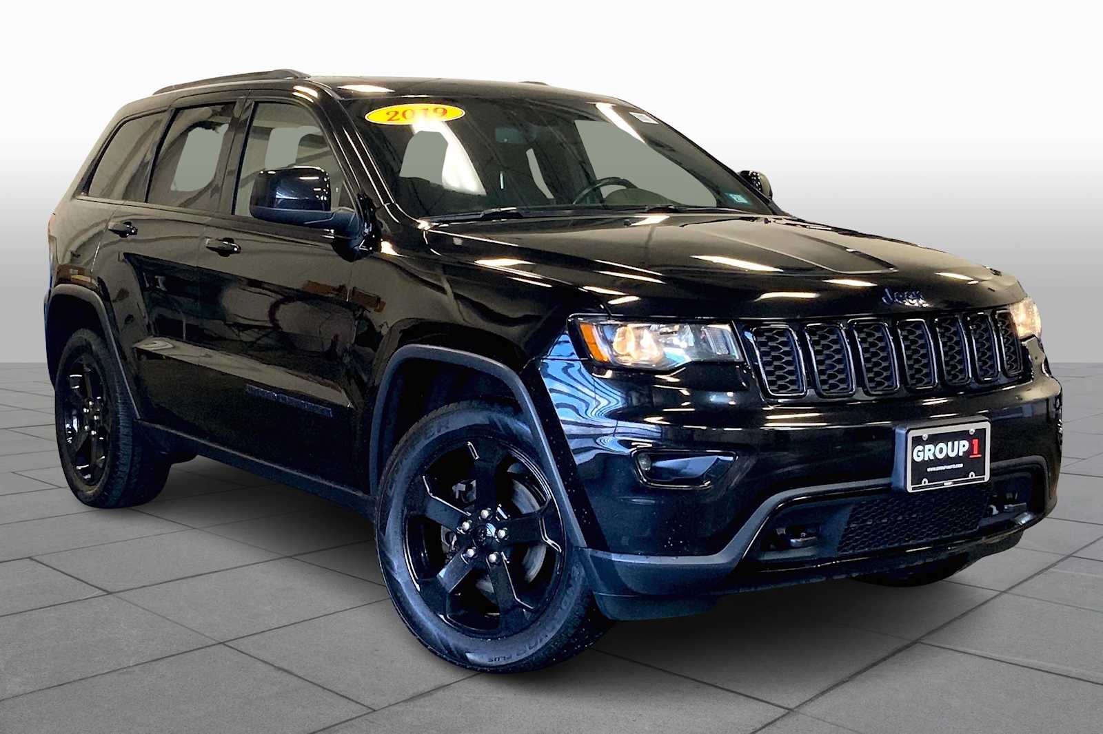 2019 Jeep Grand Cherokee Upland photo 2