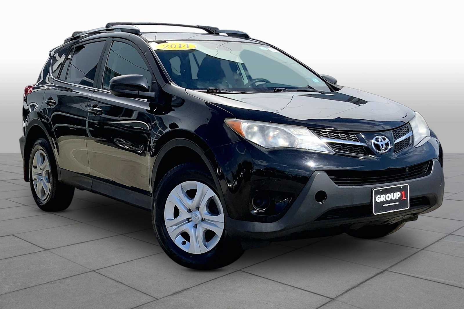 Used 2014 Toyota RAV4 LE with VIN 2T3BFREVXEW194510 for sale in Manchester, NH
