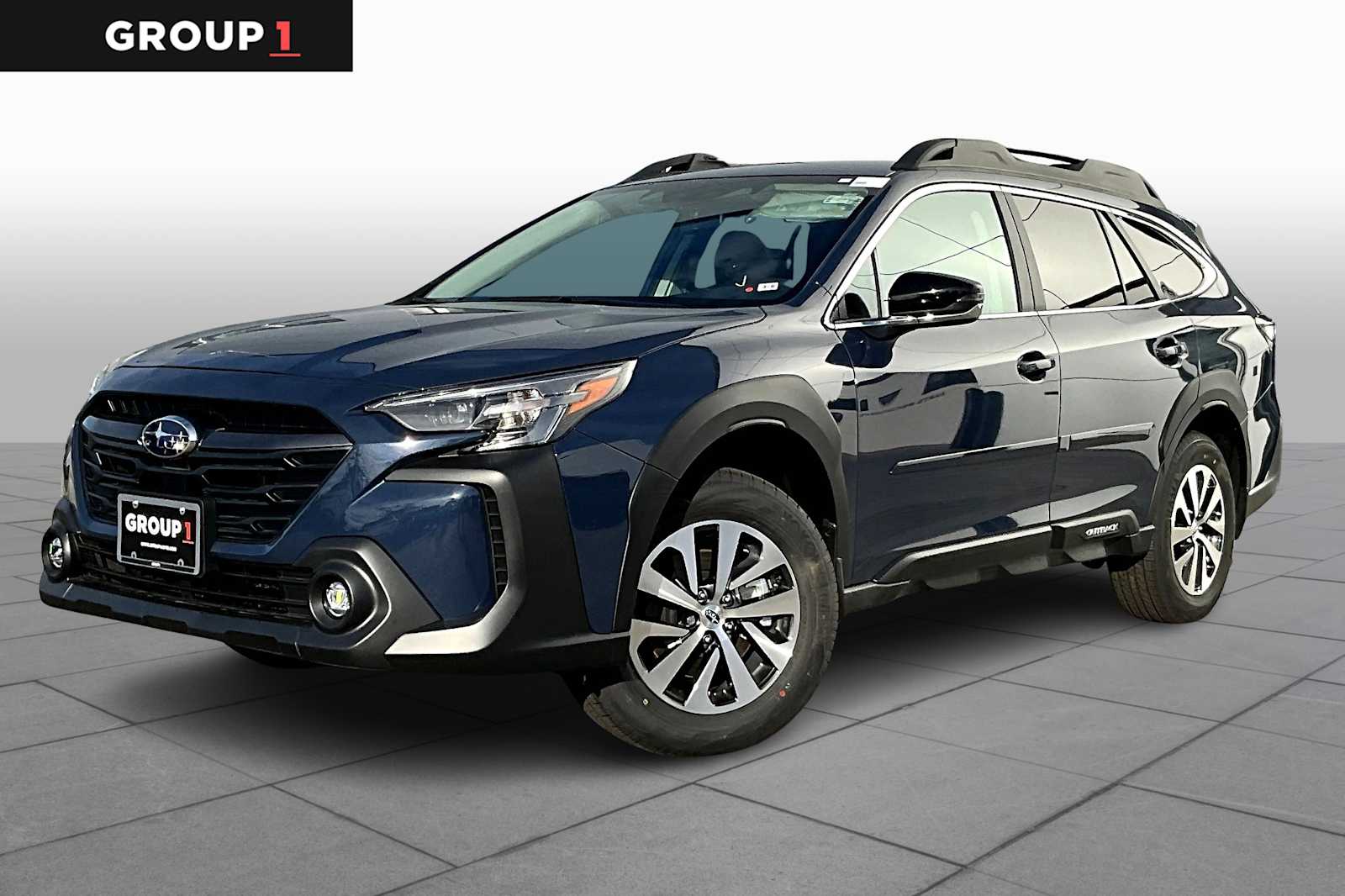 2025 Subaru Outback Premium's photo