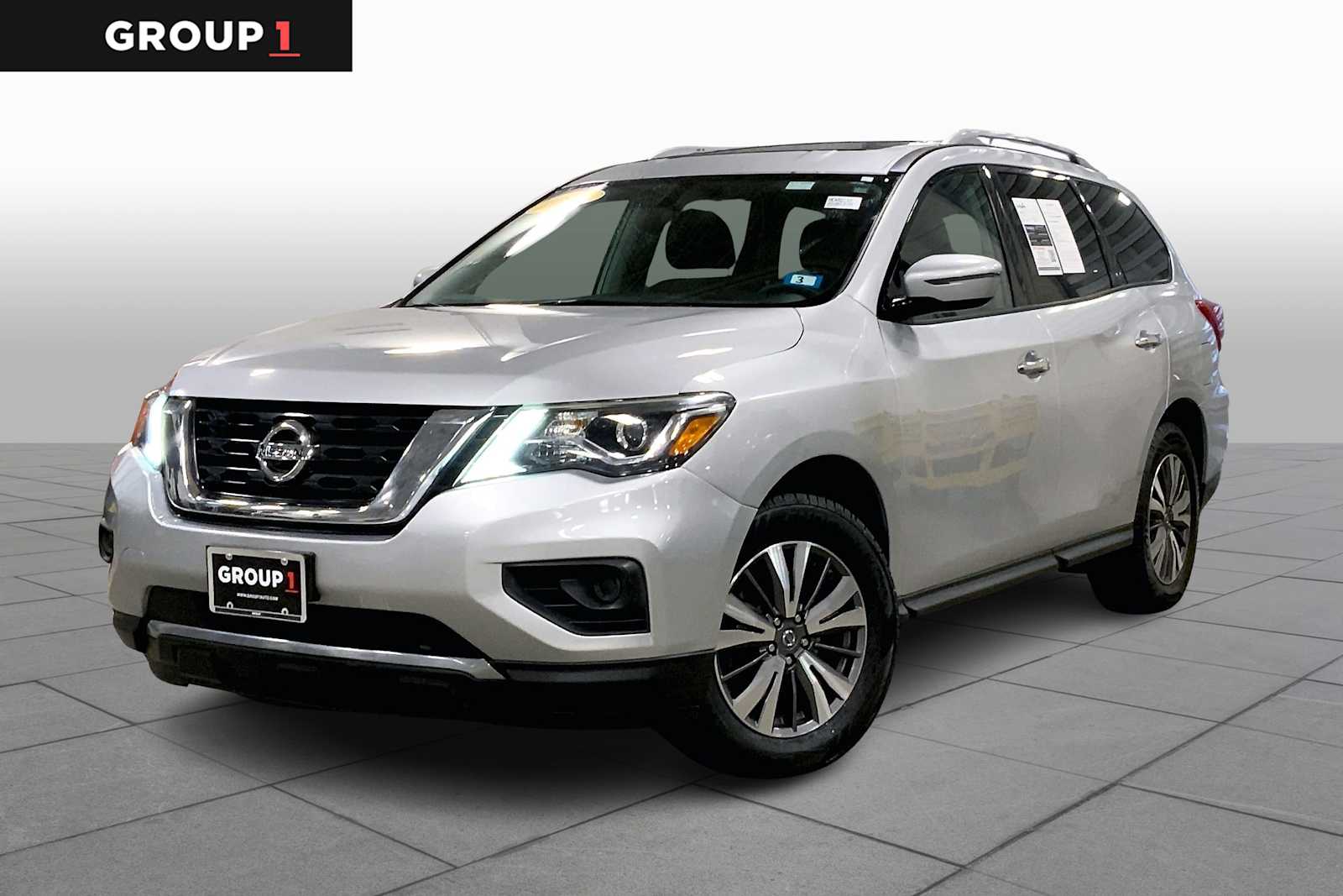 2017 Nissan Pathfinder S