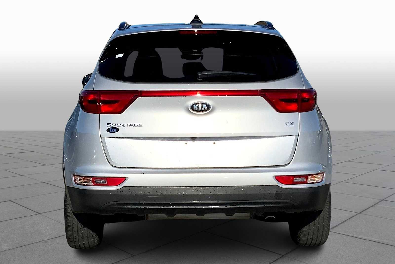 2018 Kia Sportage EX photo 4