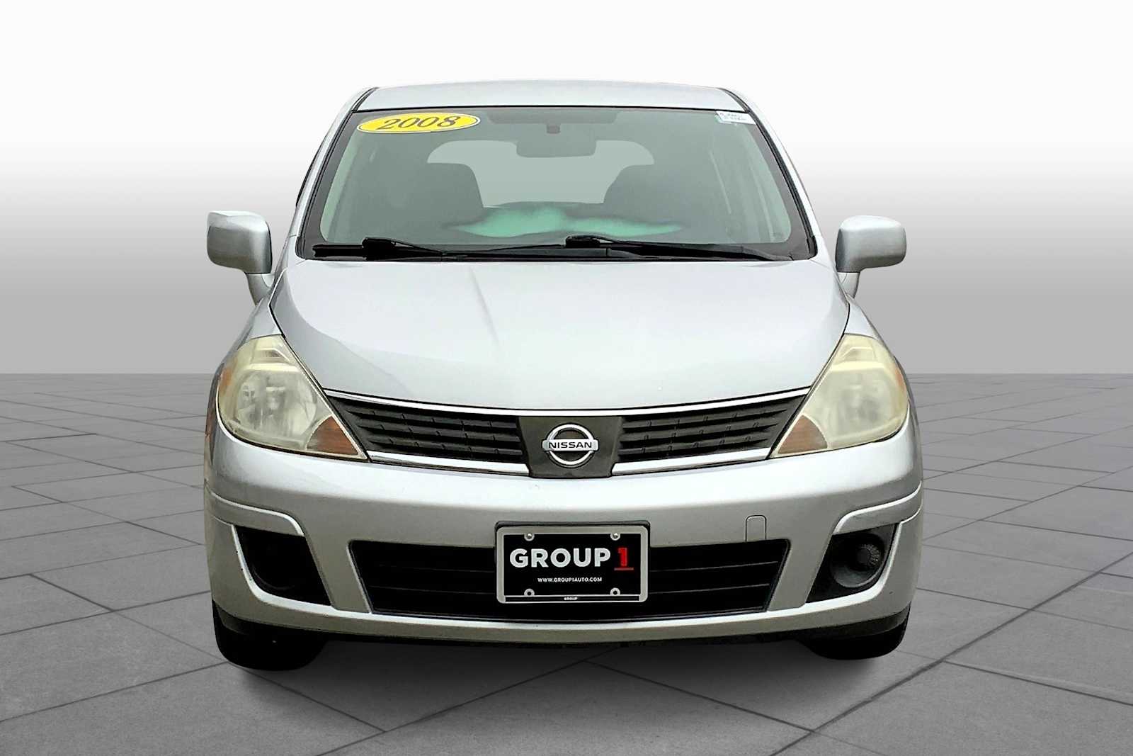 2008 Nissan Versa 1.8 S photo 3