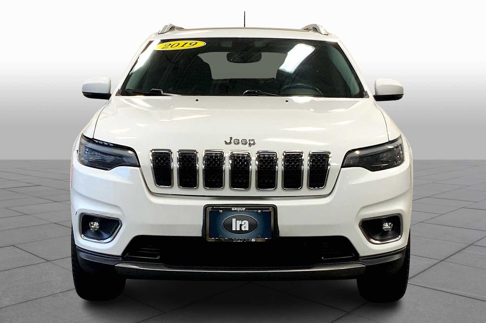 2019 Jeep Cherokee Limited photo 3