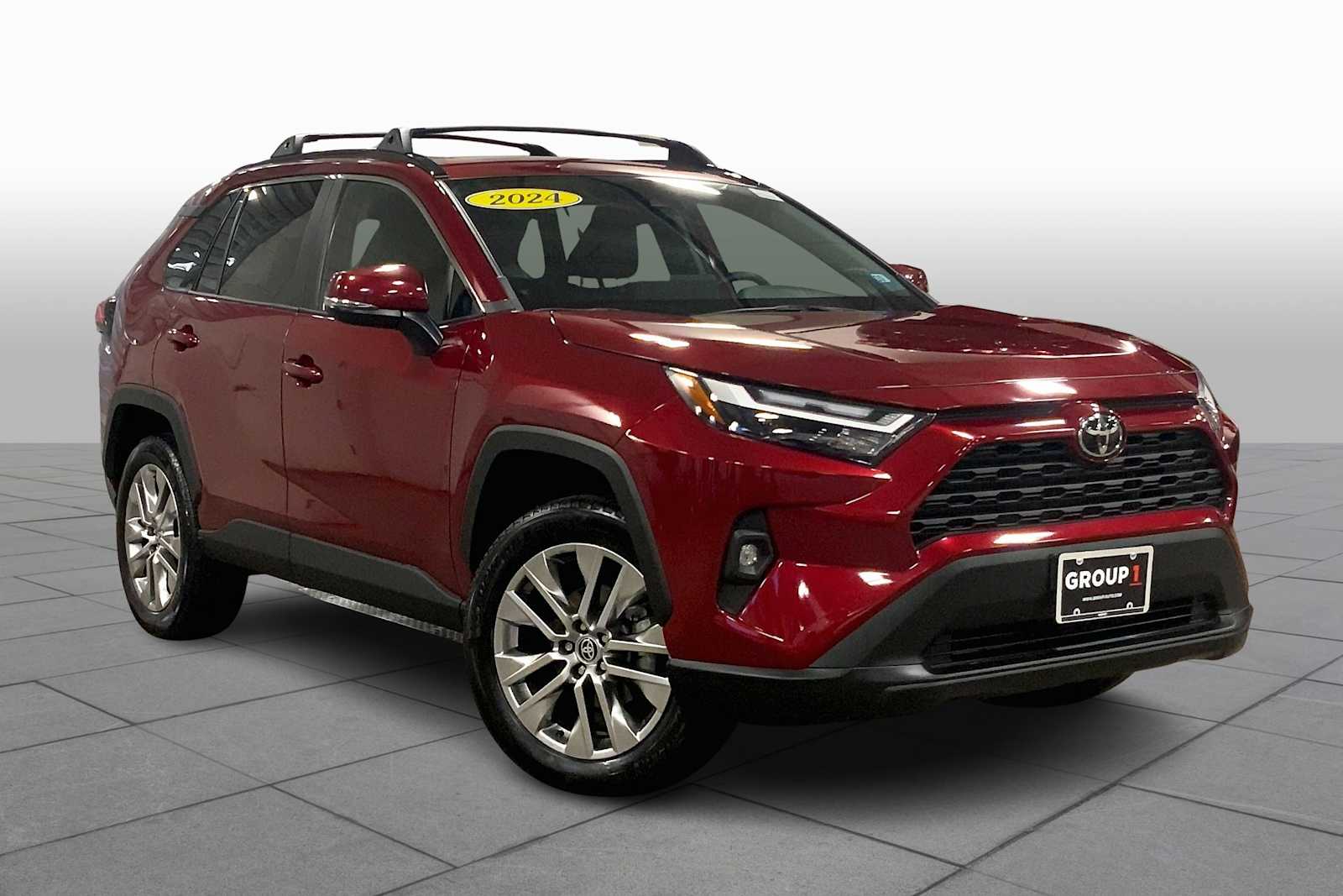 2024 Toyota RAV4 XLE Premium photo 2