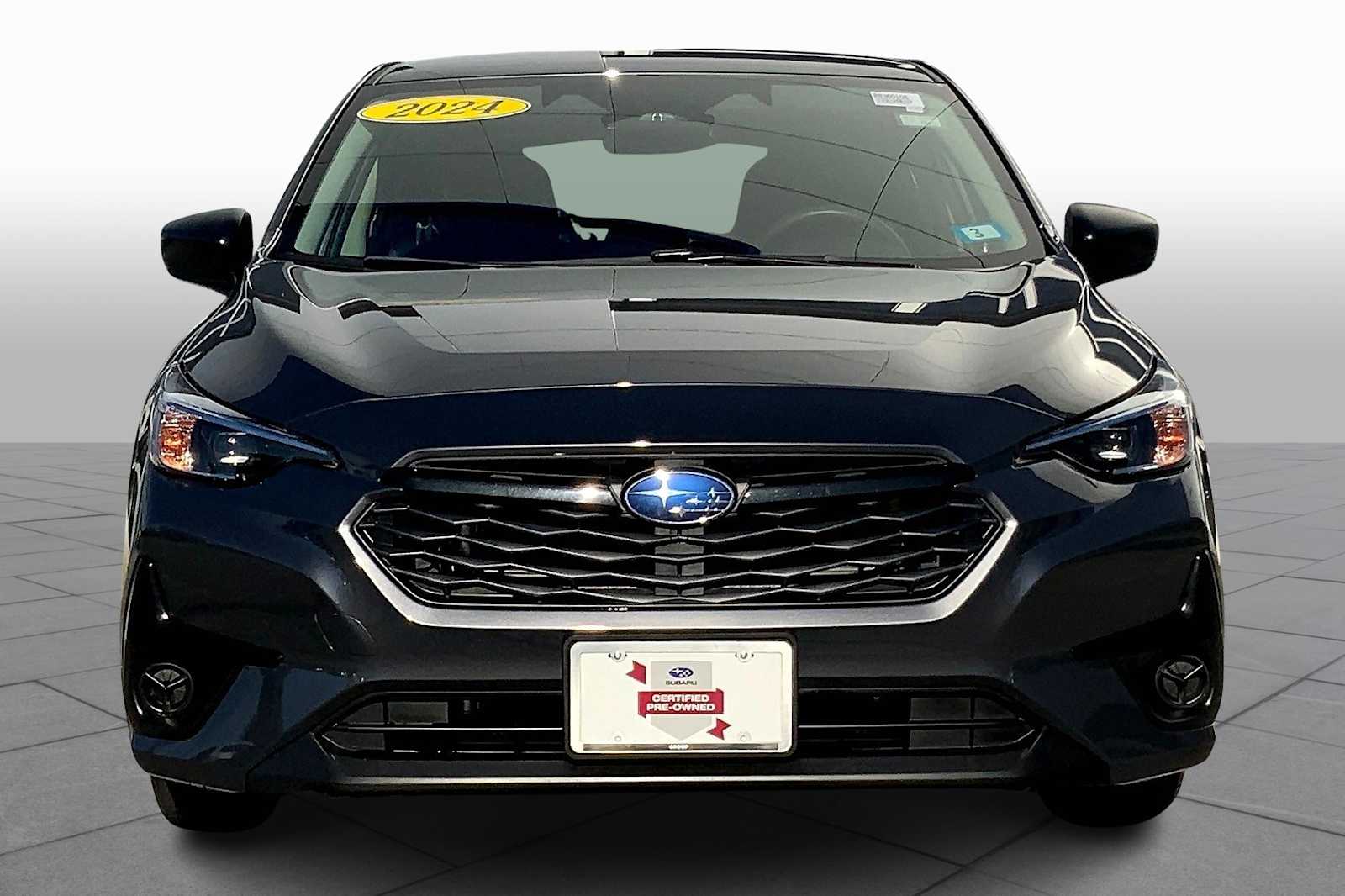 2024 Subaru Impreza Base photo 3