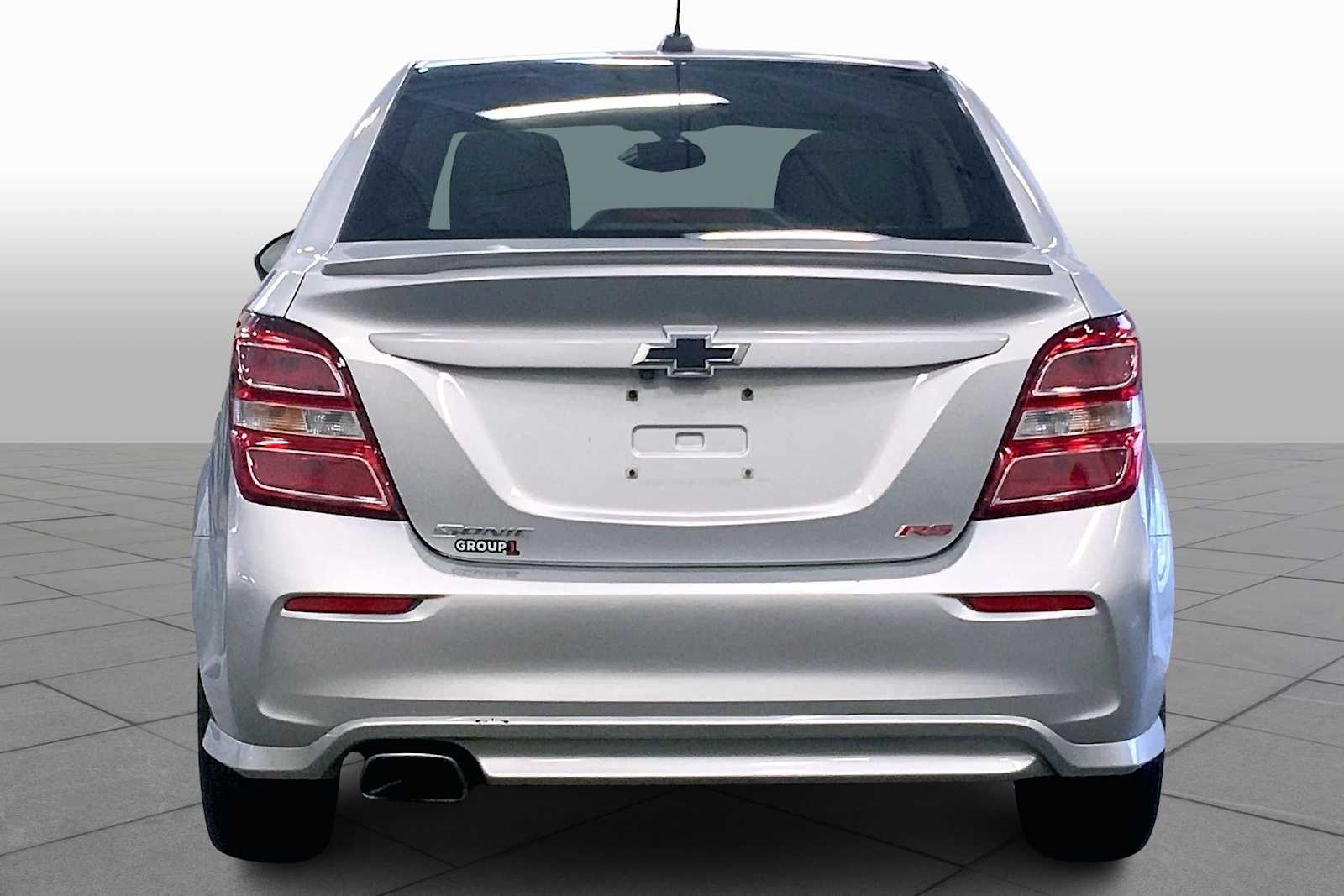 2020 Chevrolet Sonic LT photo 4