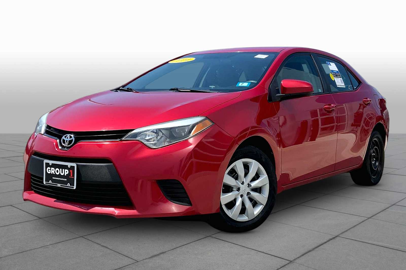 Used 2014 Toyota Corolla LE with VIN 2T1BURHE8EC100104 for sale in Manchester, NH
