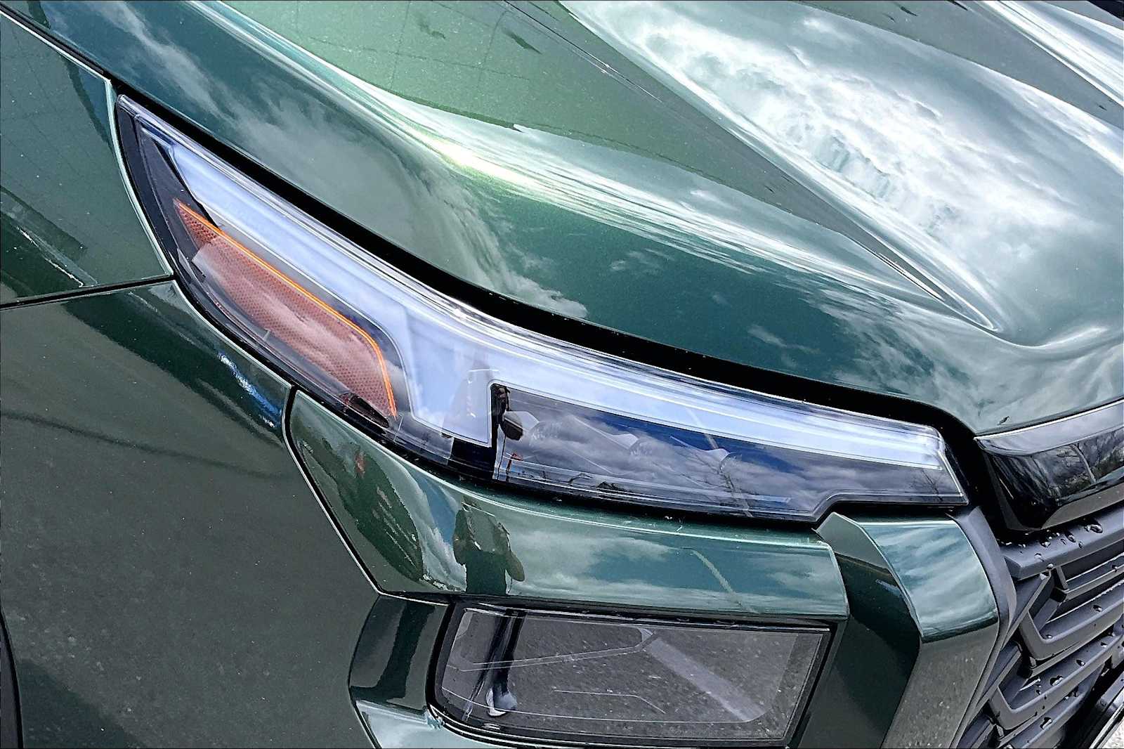 2026 Subaru Outback Limited - Photo 14