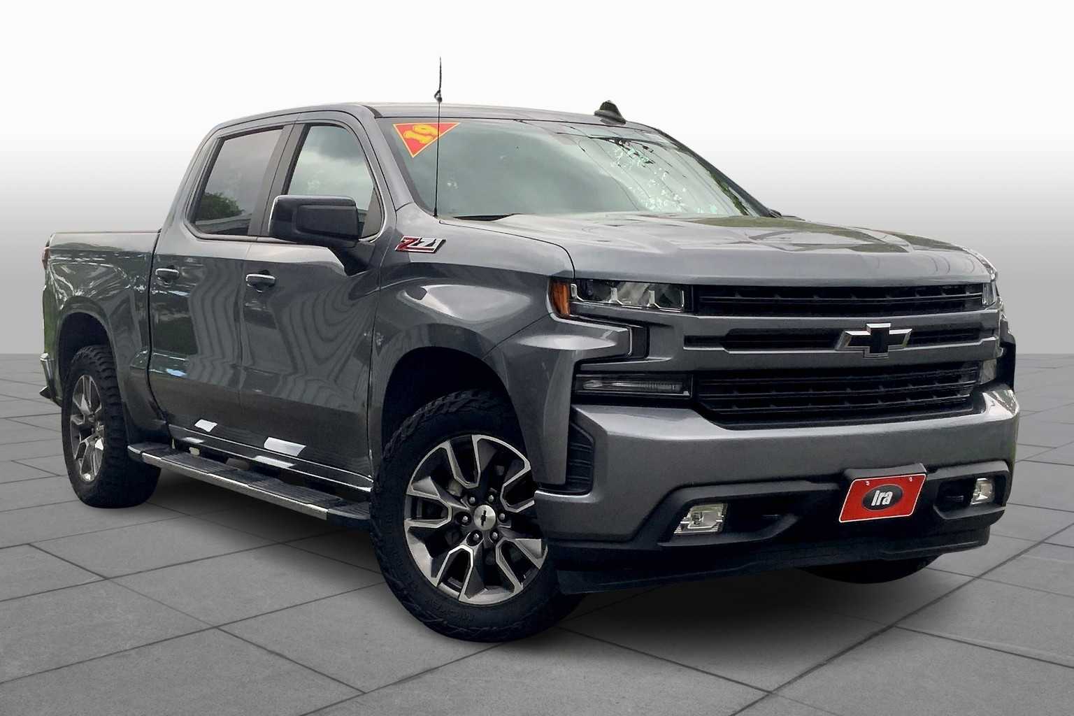 Used 2019 Chevrolet Silverado 1500 RST with VIN 3GCUYEED1KG229823 for sale in Manchester, NH