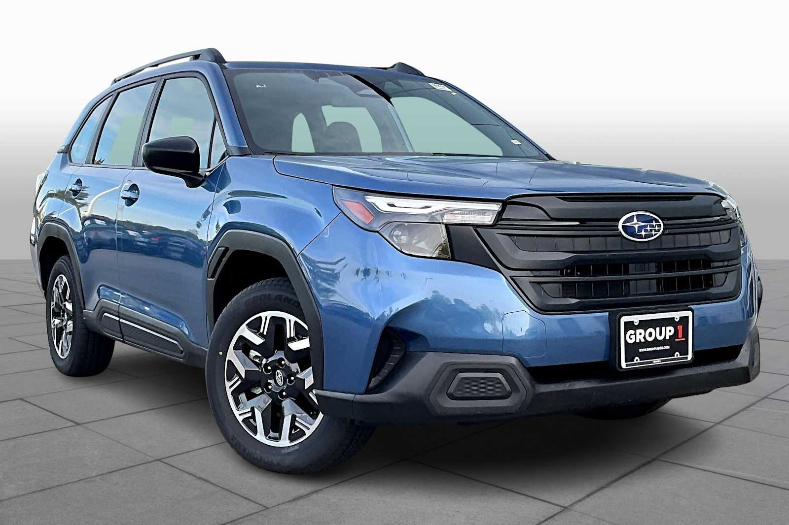 2025 Subaru Forester Base photo 2