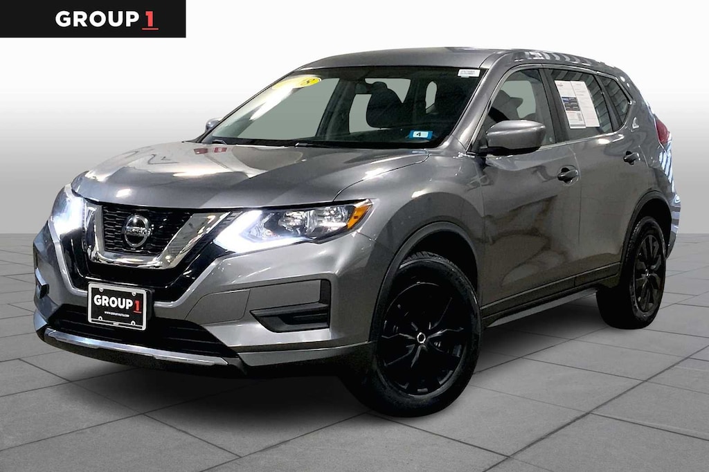 Used 2018 Nissan Rogue S AWD