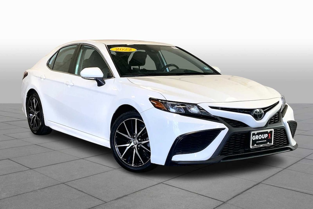 Used 2022 Toyota Camry SE Auto (Natl)