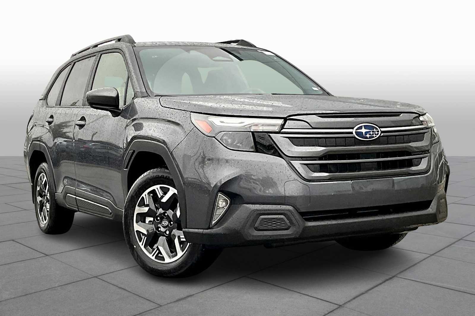 2025 Subaru Forester Premium Base photo 2