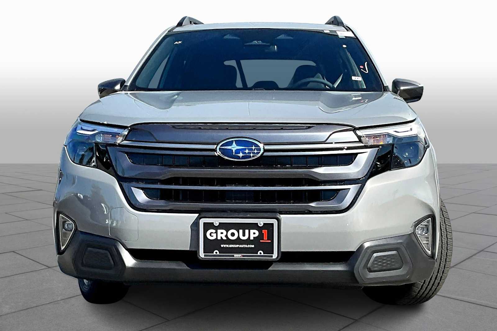 2025 Subaru Forester Premium photo 3