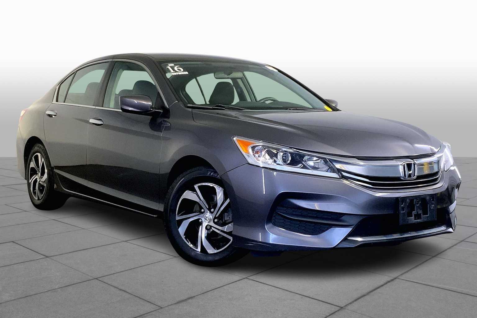 2016 Honda Accord LX photo 2