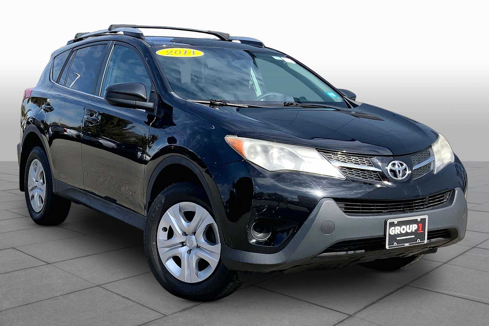 Used 2014 Toyota RAV4 LE with VIN 2T3BFREVXEW194510 for sale in Manchester, NH