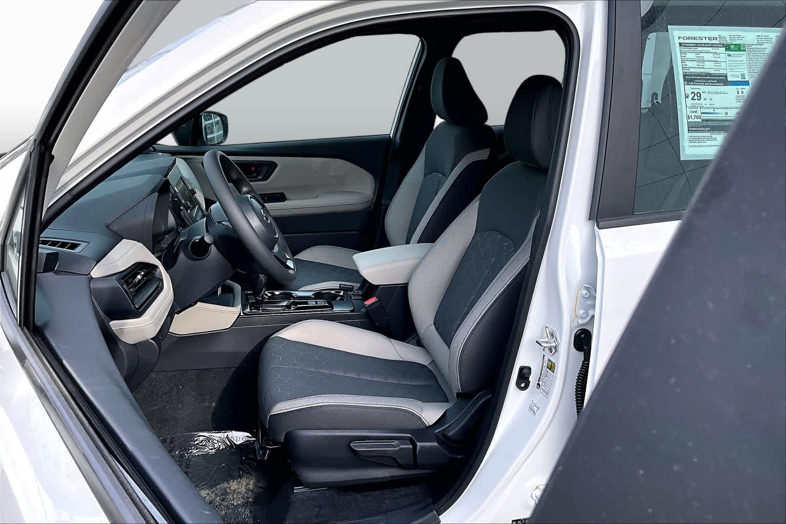 2026 Subaru Forester Base - Photo 9