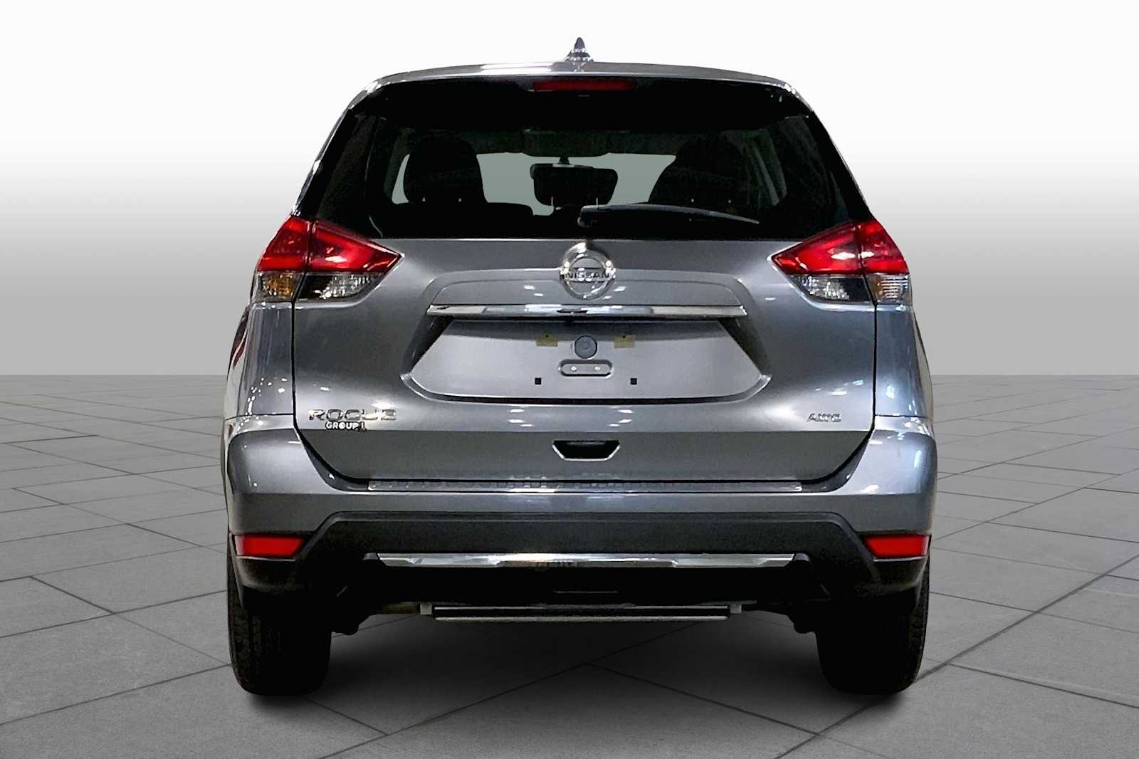 2018 Nissan Rogue S AWD photo 4