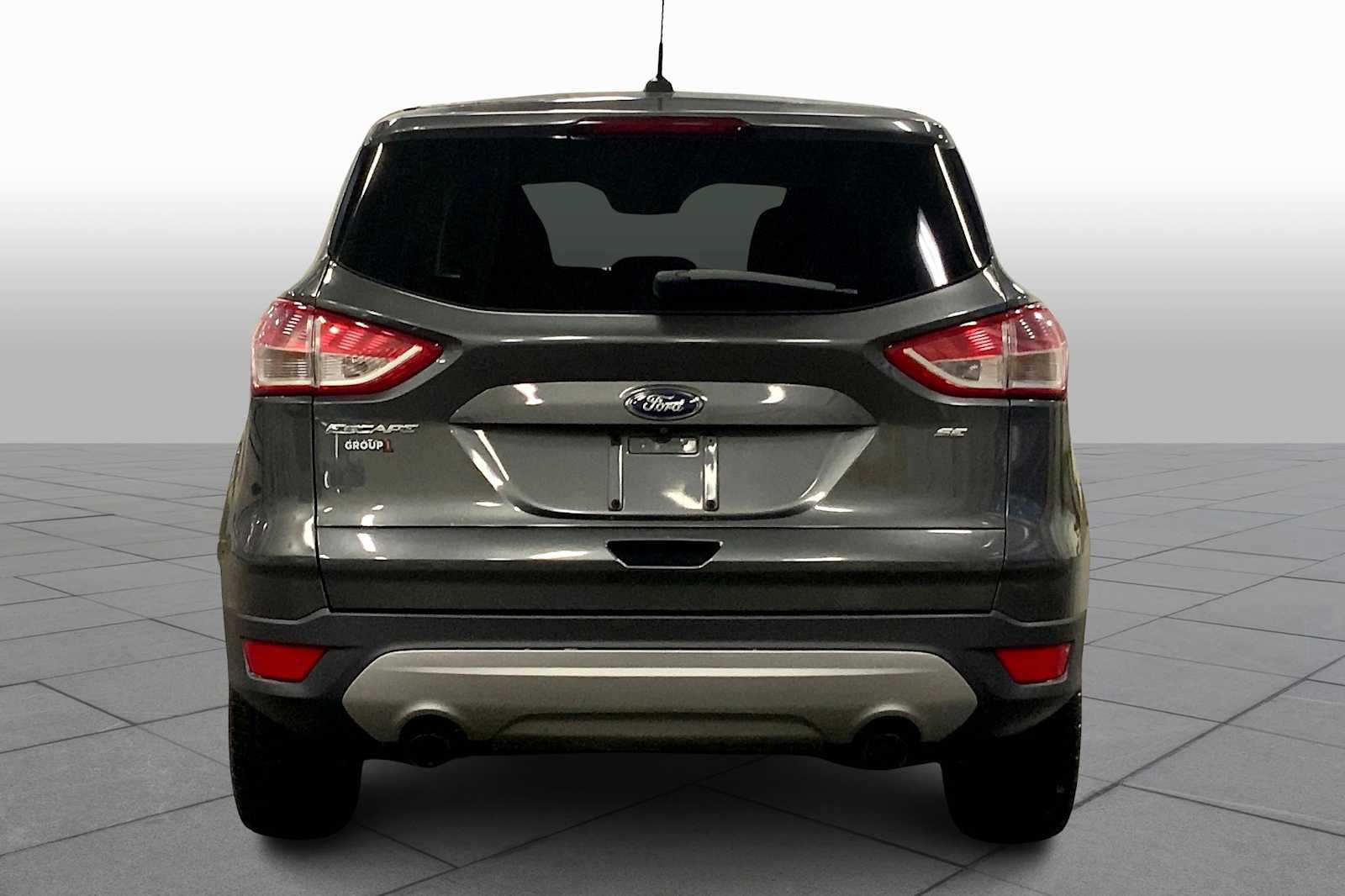 2016 Ford Escape SE photo 4