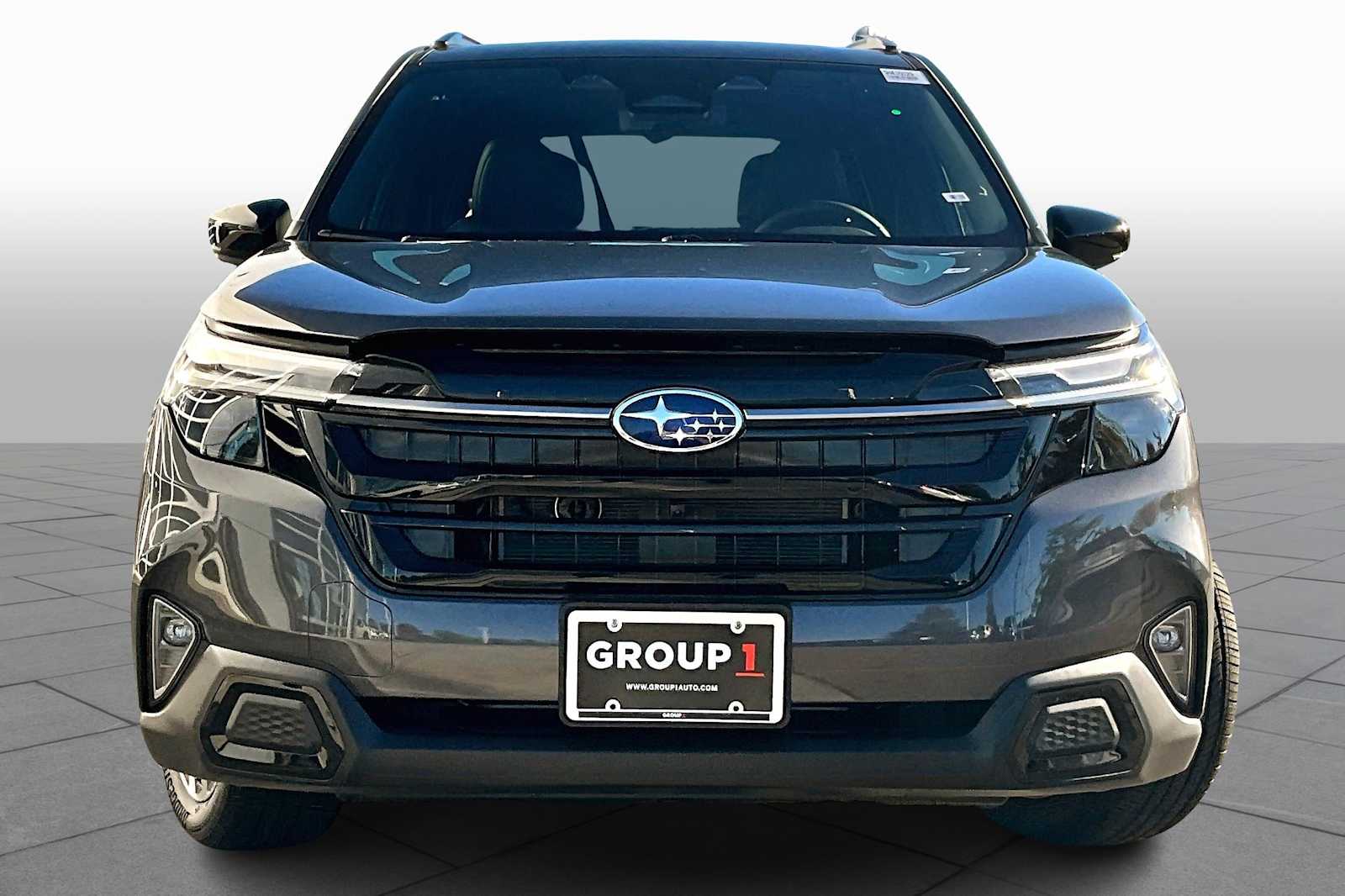 2025 Subaru Forester Touring photo 2