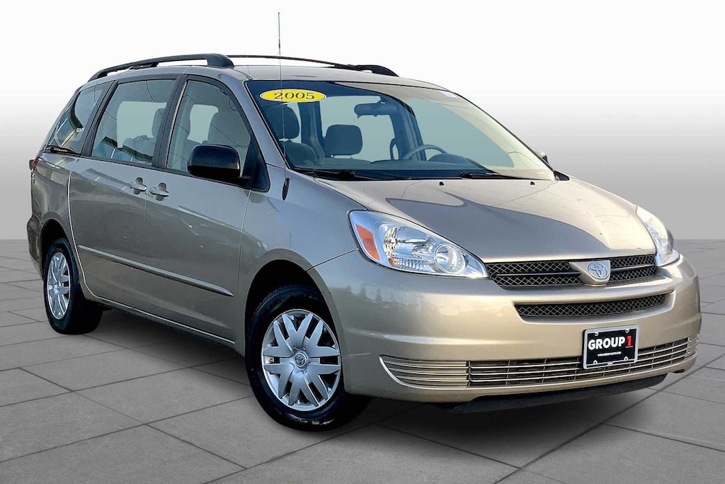 Used 2005 Toyota Sienna CE FWD 7-Passenger
