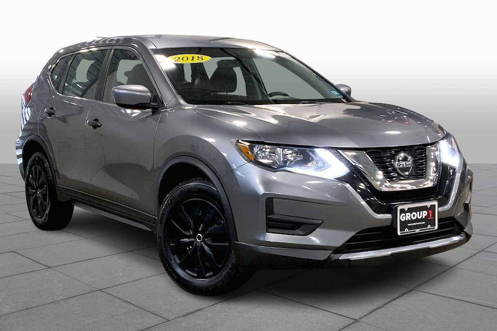 Used 2018 Nissan Rogue S AWD