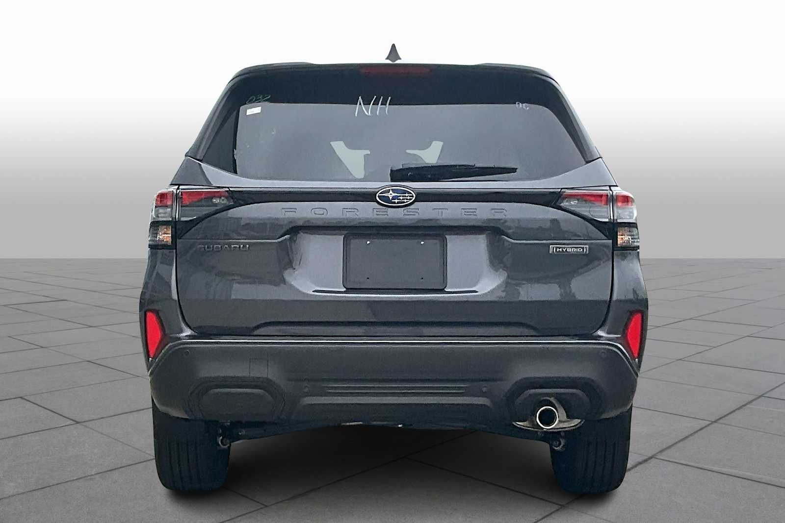 2025 Subaru Forester Touring photo 4