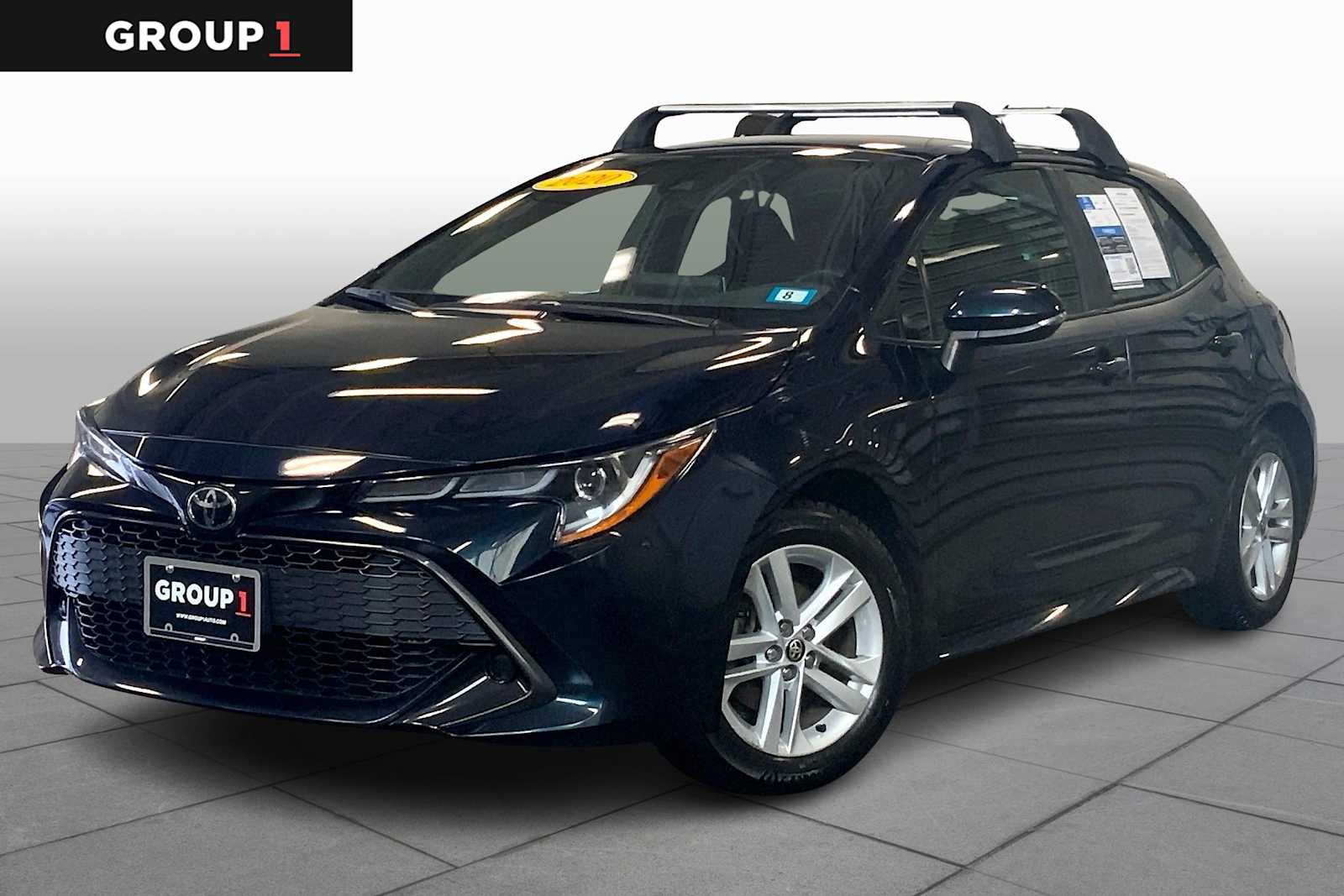 2020 Toyota Corolla Hatchback SE's photo