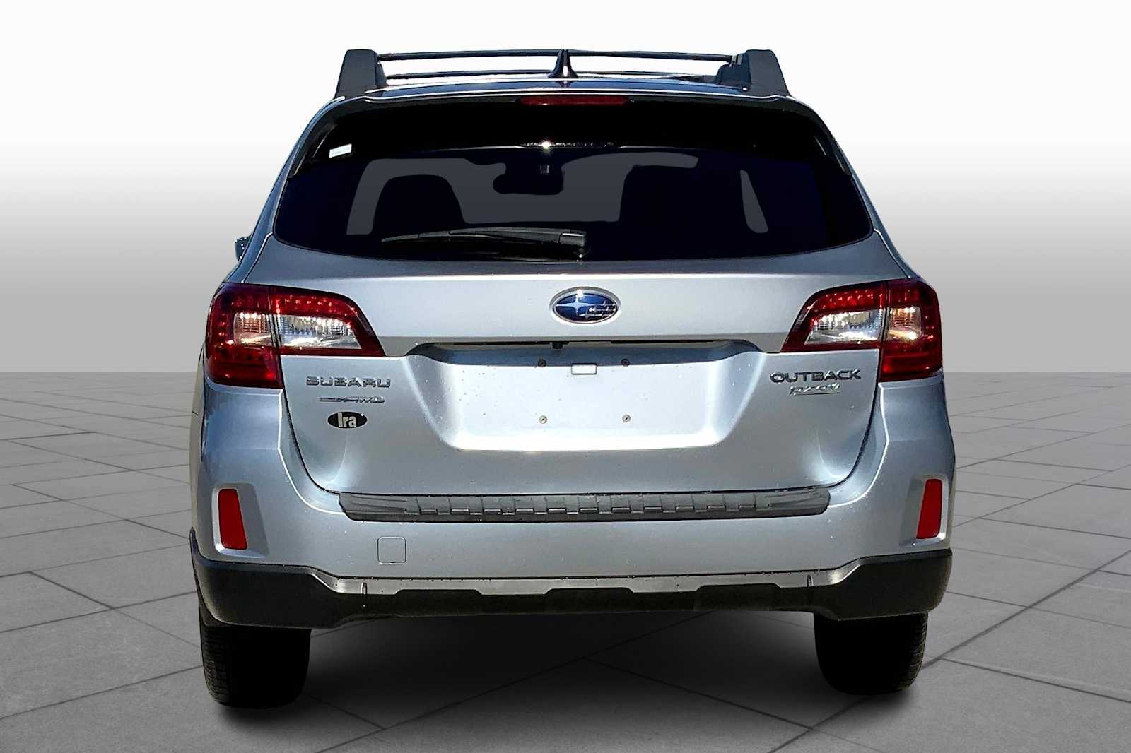 2017 Subaru Outback Premium 2.5i photo 4