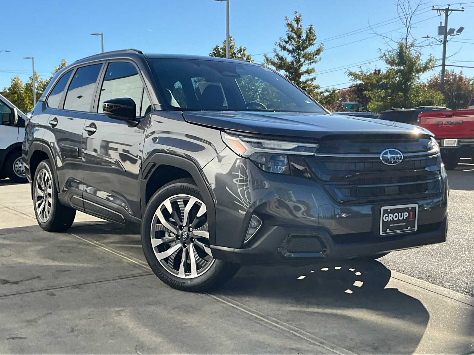 2025 Subaru Forester Touring photo 2