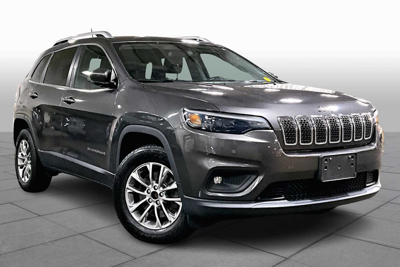 2019 Jeep Cherokee Latitude photo 3