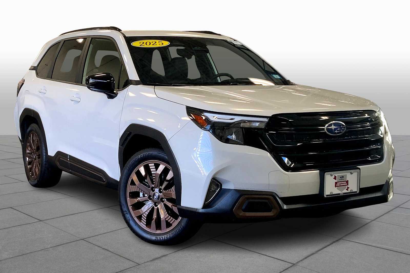 2025 Subaru Forester Sport photo 2