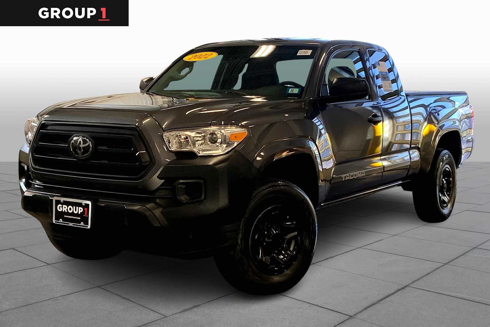 2022 Toyota Tacoma SR's photo