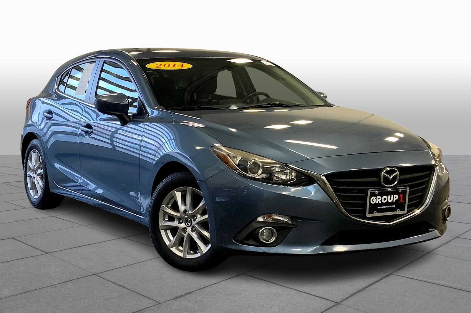 2014 Mazda Mazda3 Grand Touring photo 2