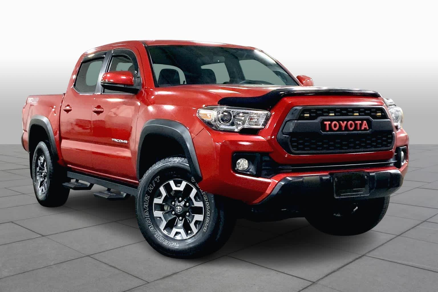 Used 2017 Toyota Tacoma TRD Off Road with VIN 3TMCZ5AN6HM074459 for sale in Manchester, NH