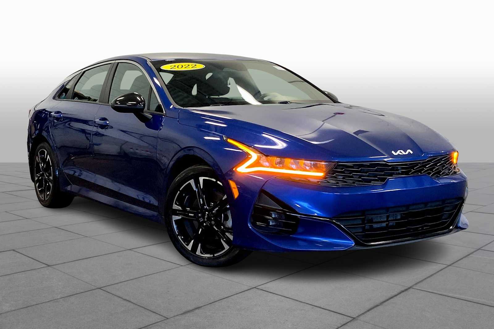 2022 Kia K5 GT-Line photo 2