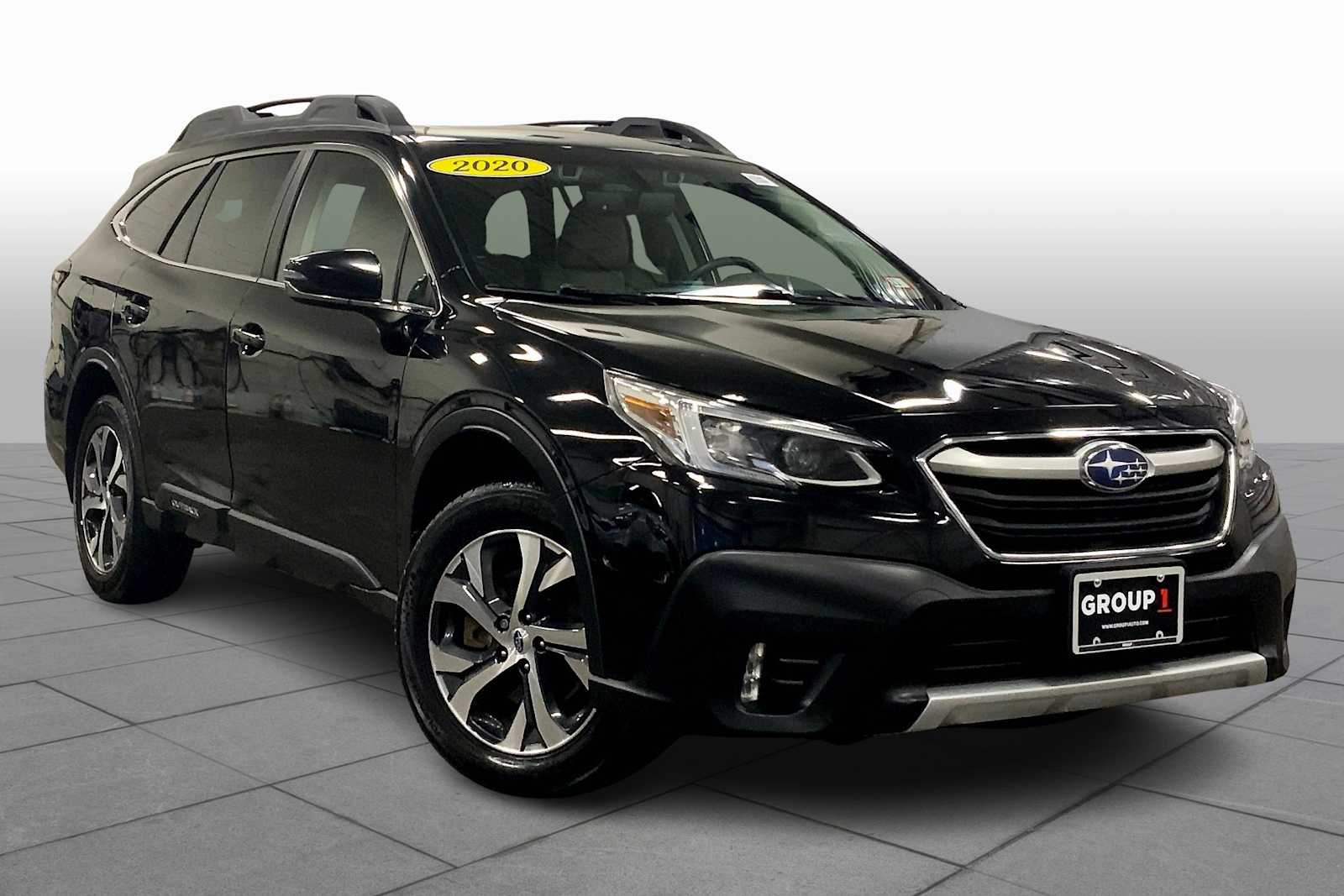 2020 Subaru Outback Limited XT photo 2
