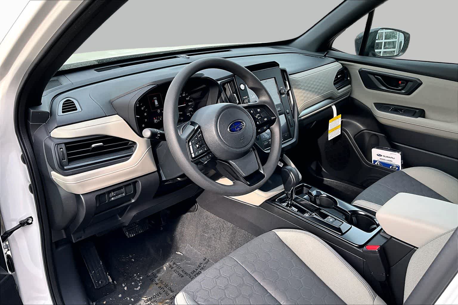2026 Subaru Forester Base - Photo 8