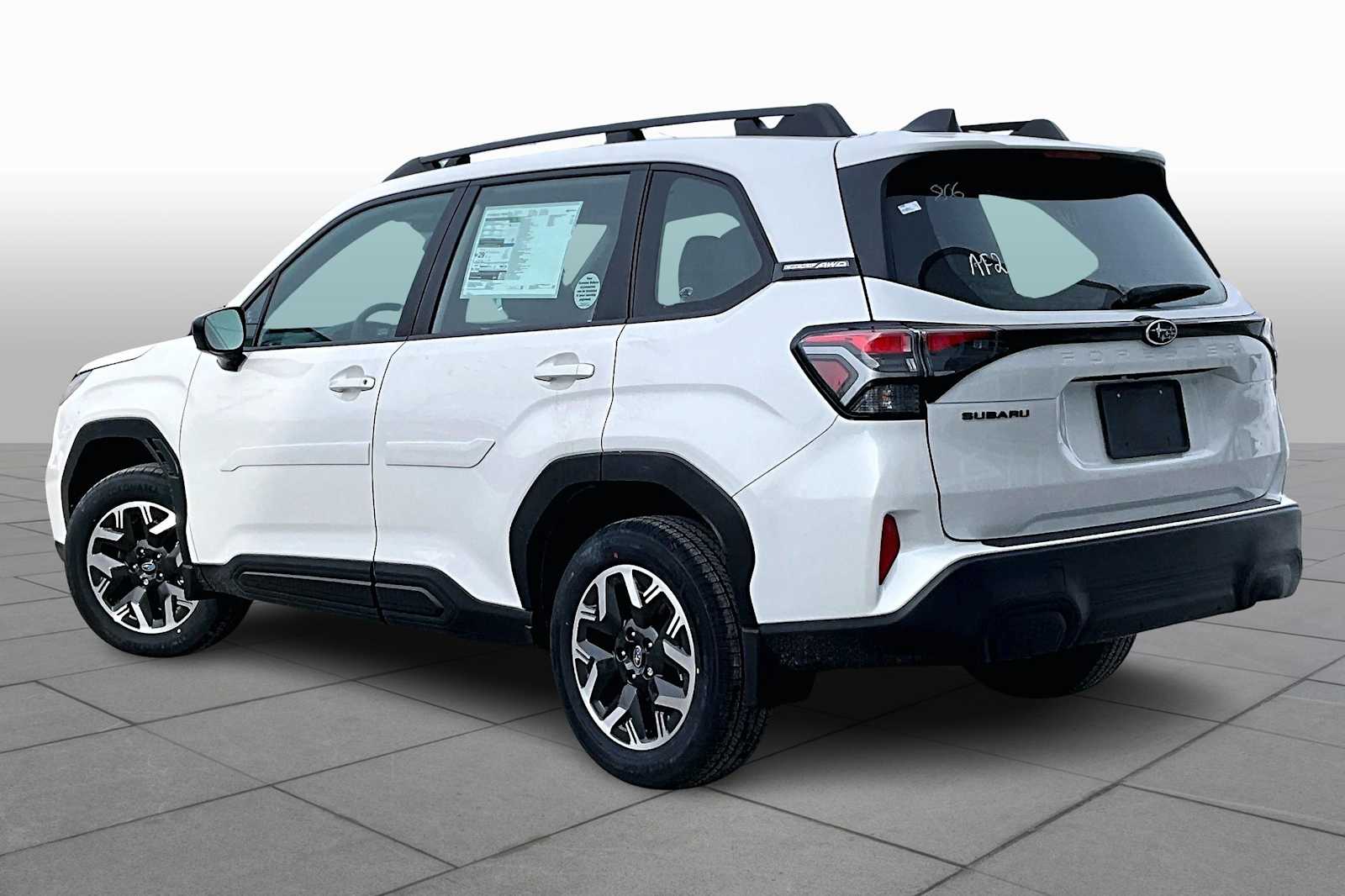2026 Subaru Forester Base - Photo 11