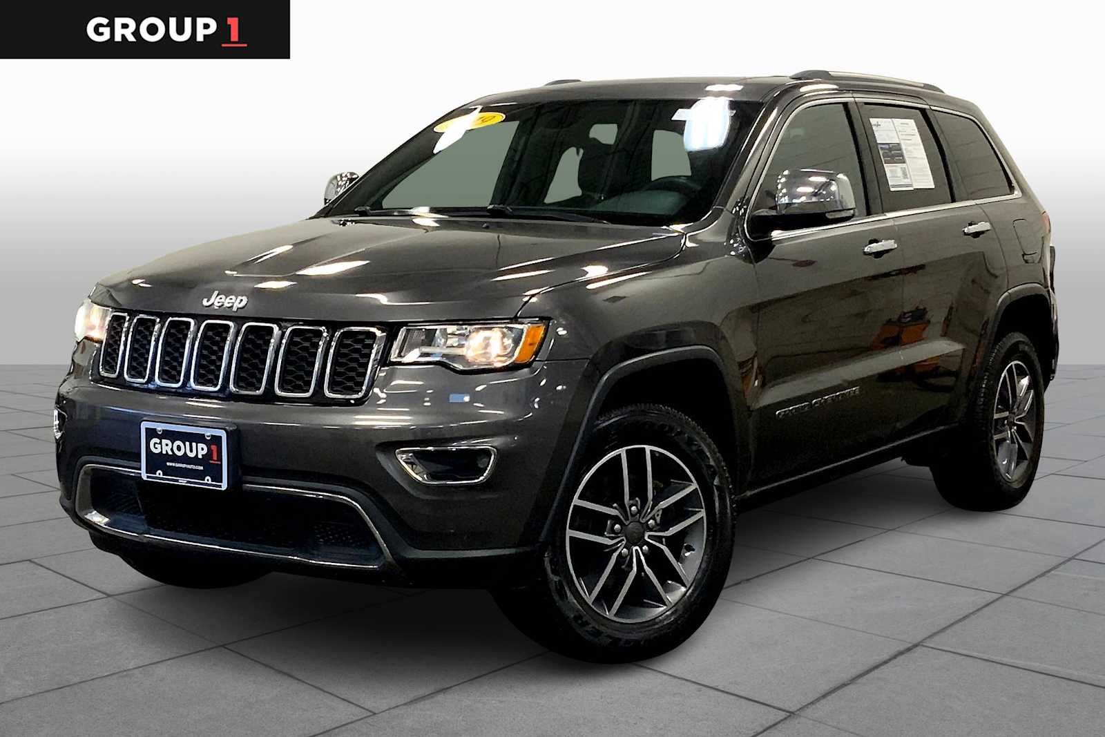 2019 Jeep Grand Cherokee Limited's photo