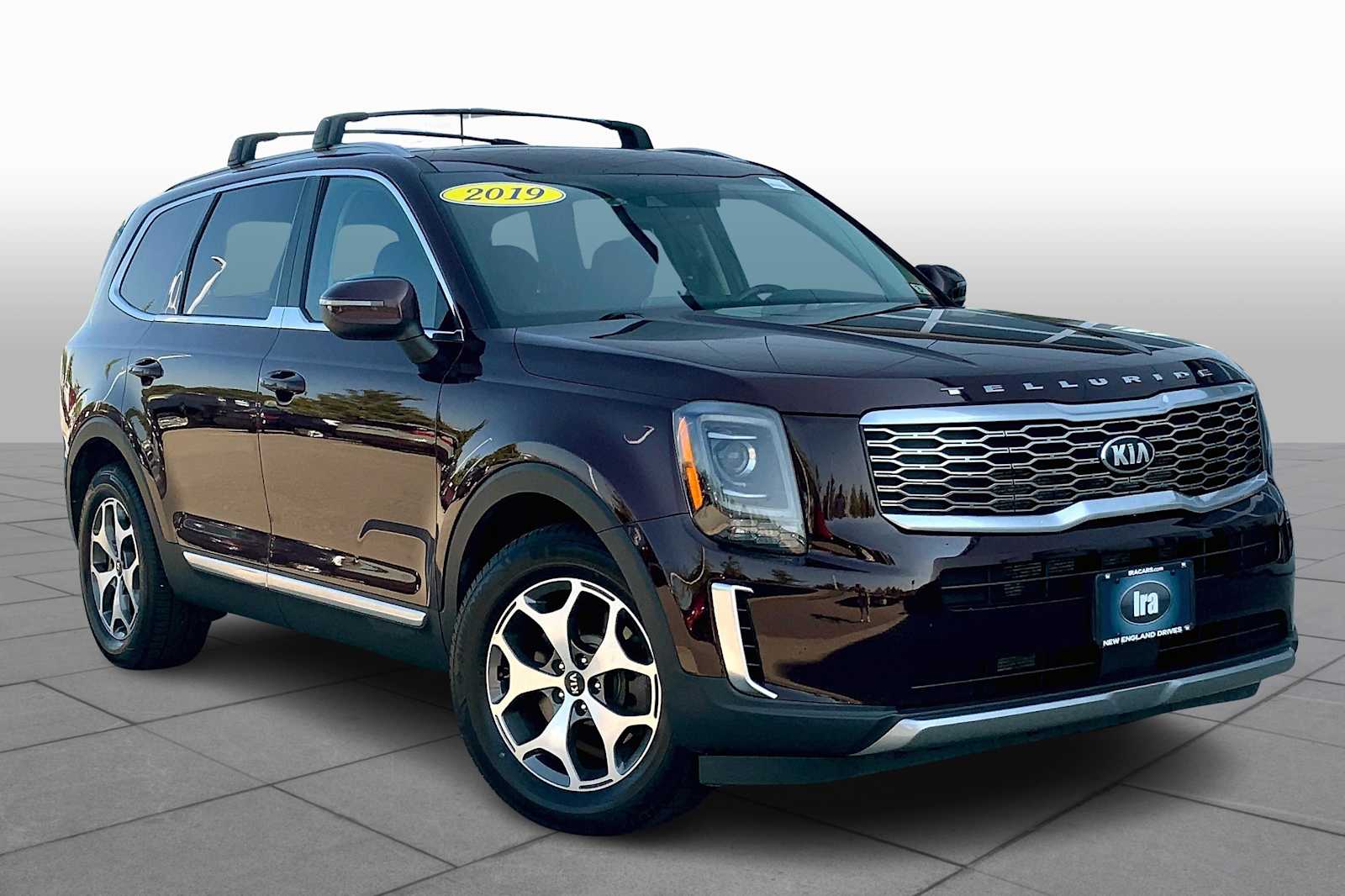 Used 2020 Kia Telluride EX with VIN 5XYP3DHC6LG040609 for sale in Manchester, NH